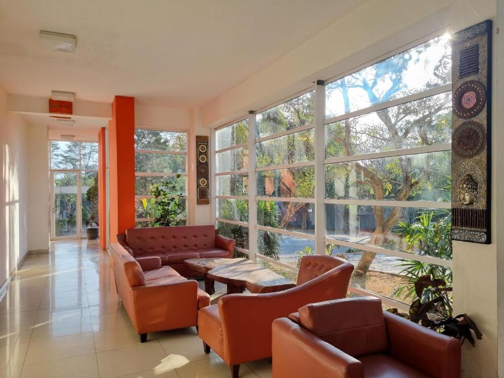 High Livin Dago Hotel 3*